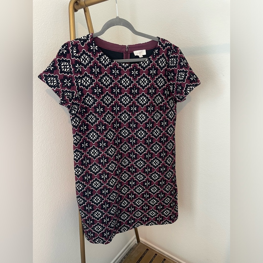 Loft Outlet Size Large Patterned Shift Dress